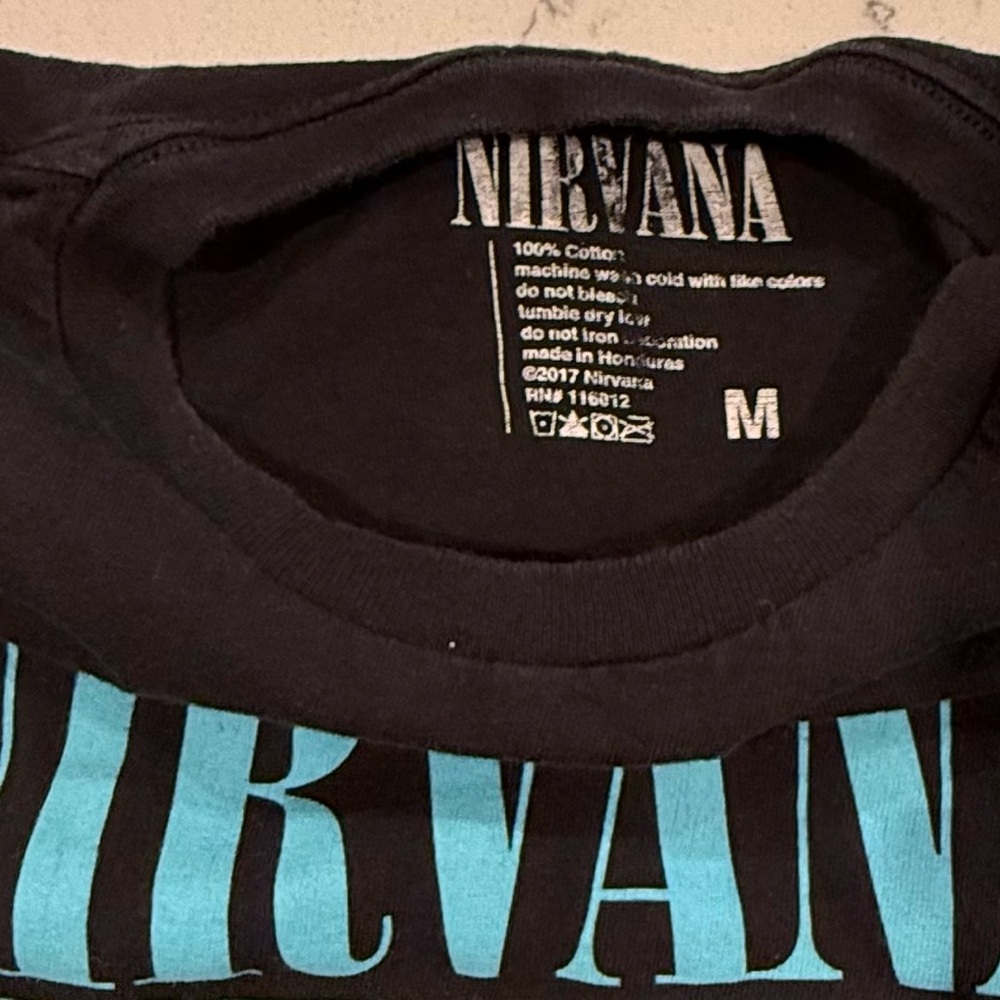 Nirvana In Utero Graphic T-shirt Black Short Sleeve Music Women’s Medium - Picture 5 of 5